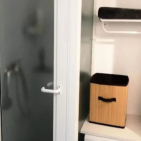 For 3 People *